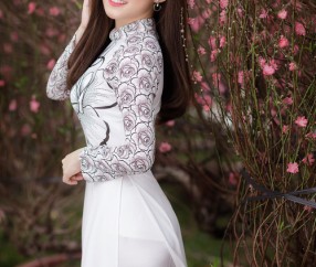 怀孕初期有咖啡色分泌物正常（怀孕初期有咖啡色的分泌物）