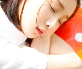 怀孕初期老低烧（怀孕初期低烧怎么处理最好）